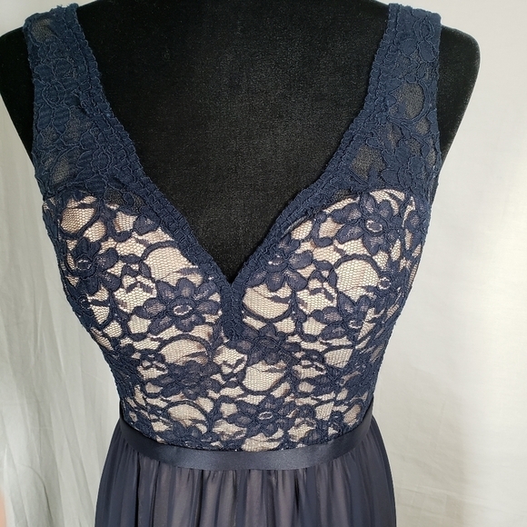 Morilee Madeline Gardner Navy Lace Nude Under Sleeveless Floor Length Gown Sz 8 - Picture 3 of 12